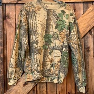 Camo oversized crew neck sweatshirt